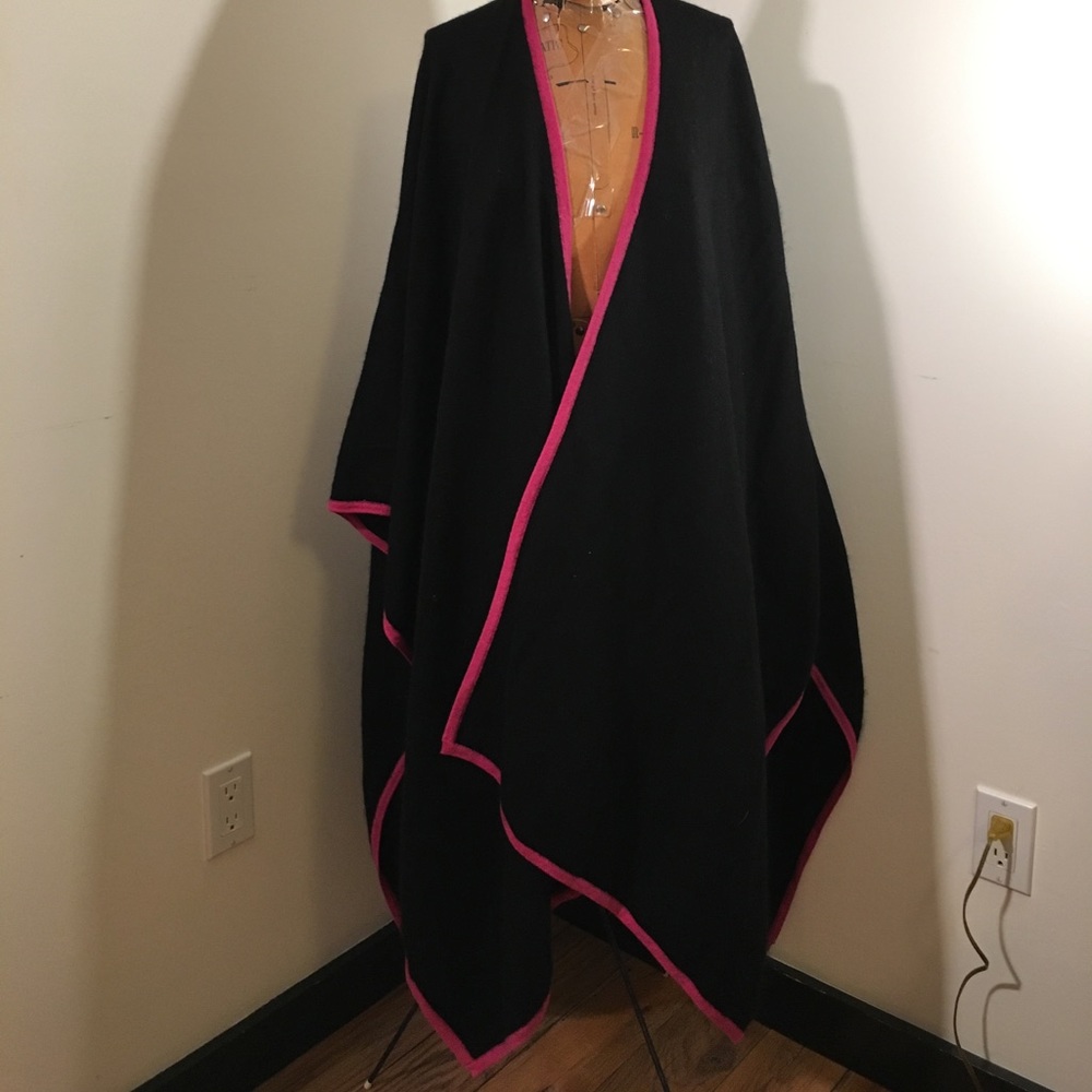 100% Cashmere Black Wrap with Pink Trim